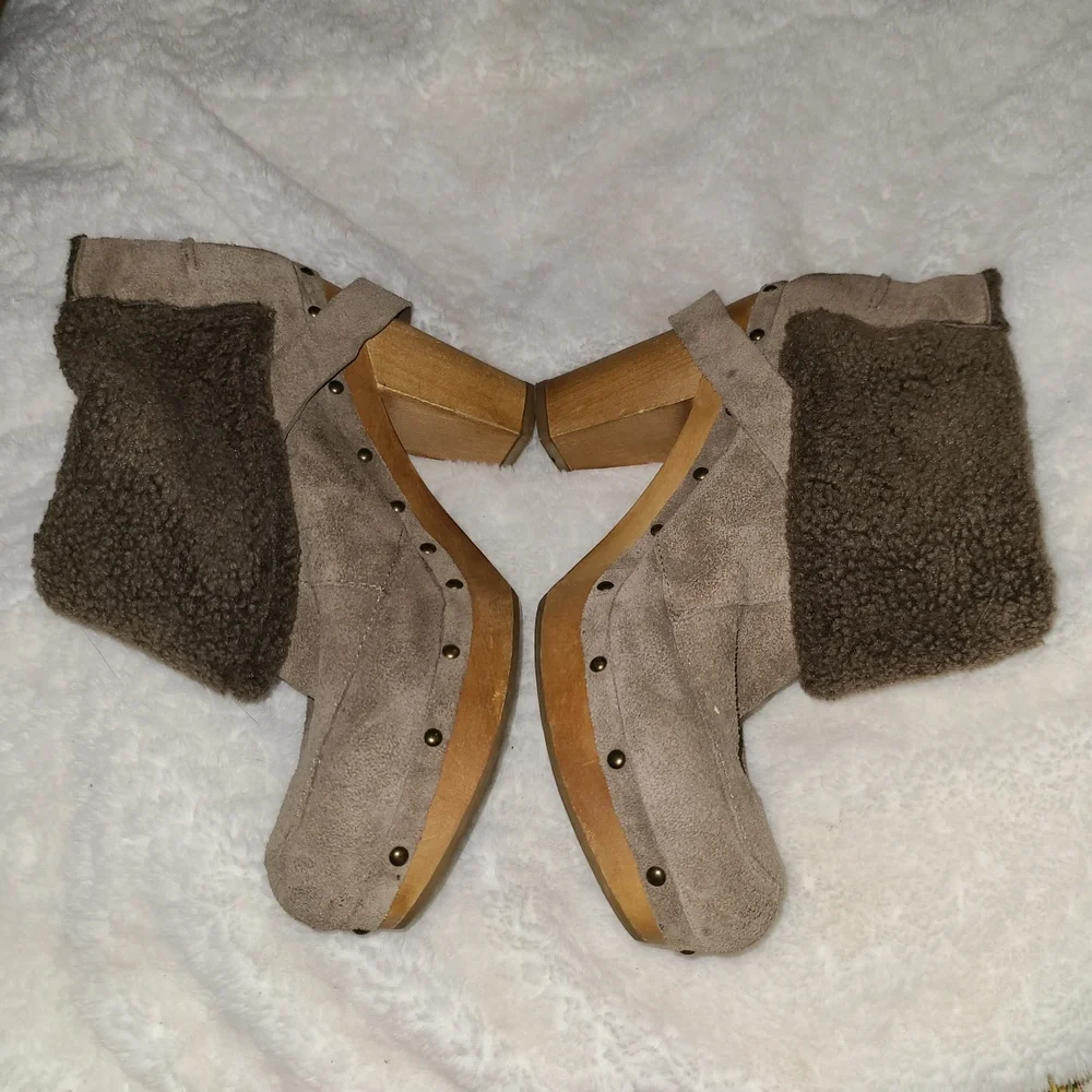 Nine West Size 10 Tan Suede Leather Ankle Booties - Picture 3 of 6